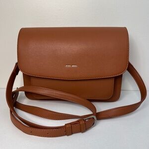 PIXIE MOOD Zoe Crossbody Vegan Leather Handbag - Tan (Honey)